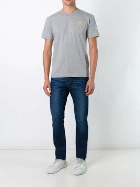 Comme Des Garçons Play heart-patch T-shirt NWT